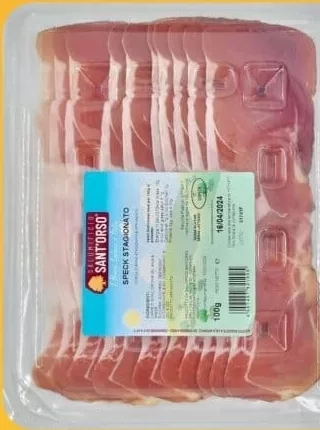 SANTORSO Speck feliat c/z, 100 g; +6.29 L cashback (10%) în monede My Local; scanează cardul din app înainte de plată; doar produse din broșură cu preț verde la raft