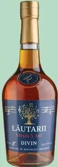 LĂUTARII Divin învechit 5 ani, 0,5 L