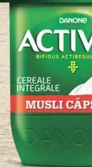 ACTIVIA Йогурт із мюслі та полуницею, 125 г