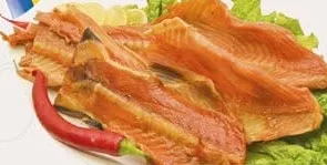 OCEAN FISH Vertebre somon afumat la rece, kg
