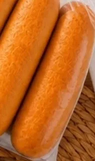 Chiflă pentru hot dog cu cartofi și ceapă, 300 g — În limita stocului; disponibilitatea diferă între magazinele Family Market.
