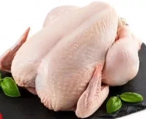 Pui broiler Mezellini, 1 kg — În limita stocului; disponibilitatea diferă între magazinele Family Market.