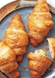 Croissant cu șuncă și brânză, proaspăt copt, 96 g
