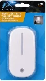 Нічник у розетку з сенсорним датчиком FX LIGHT LED; на упаковці датчик сутінків; 28.09–18.10.