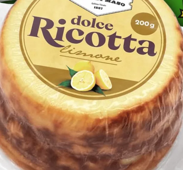 Сир-десерт Ricotta Fior di Maso 13%, з лимоном або какао; в описі 135 г, на фото 200 г