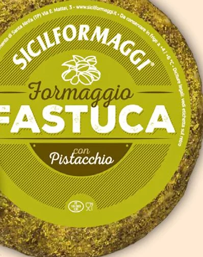 Сир Sicilformaggi: Фастука з фісташкою 30% / Савоя з сицилійською фісташкою та какао 32%; ціна від 182,99 грн за 100 г