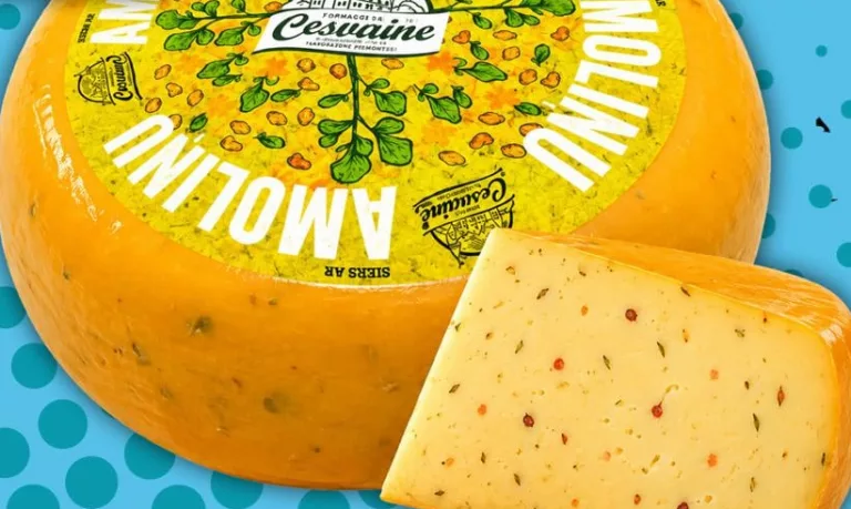 Сир Cesvaine з пажитником 45%, 100 г