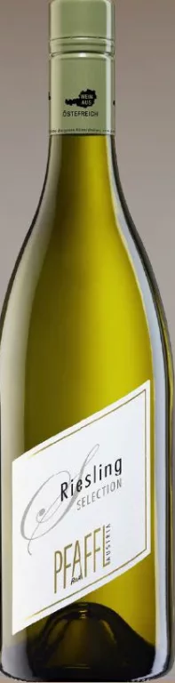 Vin PFAFFL, 0,75 l, tot sortimentul, alb/roze/roșu, sec/demisec; foto Grüner Veltliner, Zweigelt Vom Haus, Riesling Selection; de la 359 UAH; anterior până la 579 UAH; cu card METRO, doar în magazin, în limita stocului