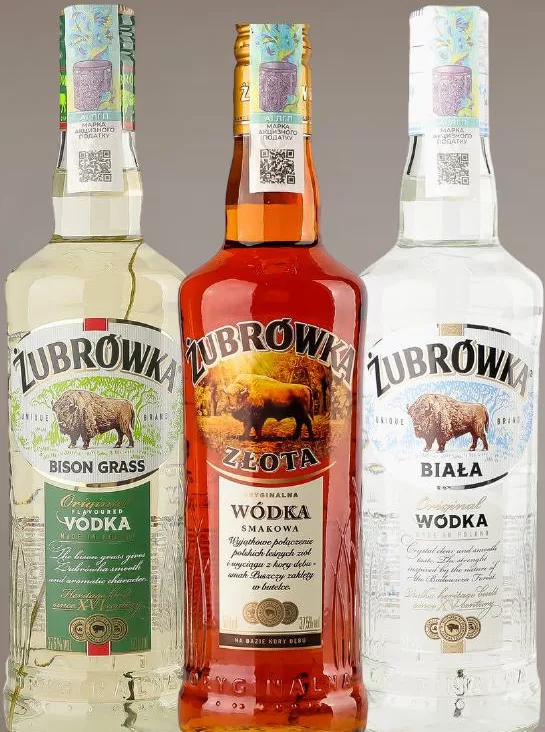 Vodcă ZUBROWKA (Bison Grass, Złota, Biała), sortimente, 0,5 l, Polonia; de la 129 UAH, anterior până la 205 UAH; card METRO, numai în magazine, în limita stocului