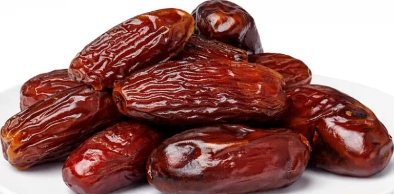 Финик сушёный, Алжир, 100 г; акц. запас ограничен; не все VARUS; до исчерпания запасов