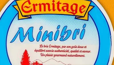 Ermitage Сир Брі 60%, 250 г; лише з карткою VARUS PERFECT або застосунком з активованим номером клієнта